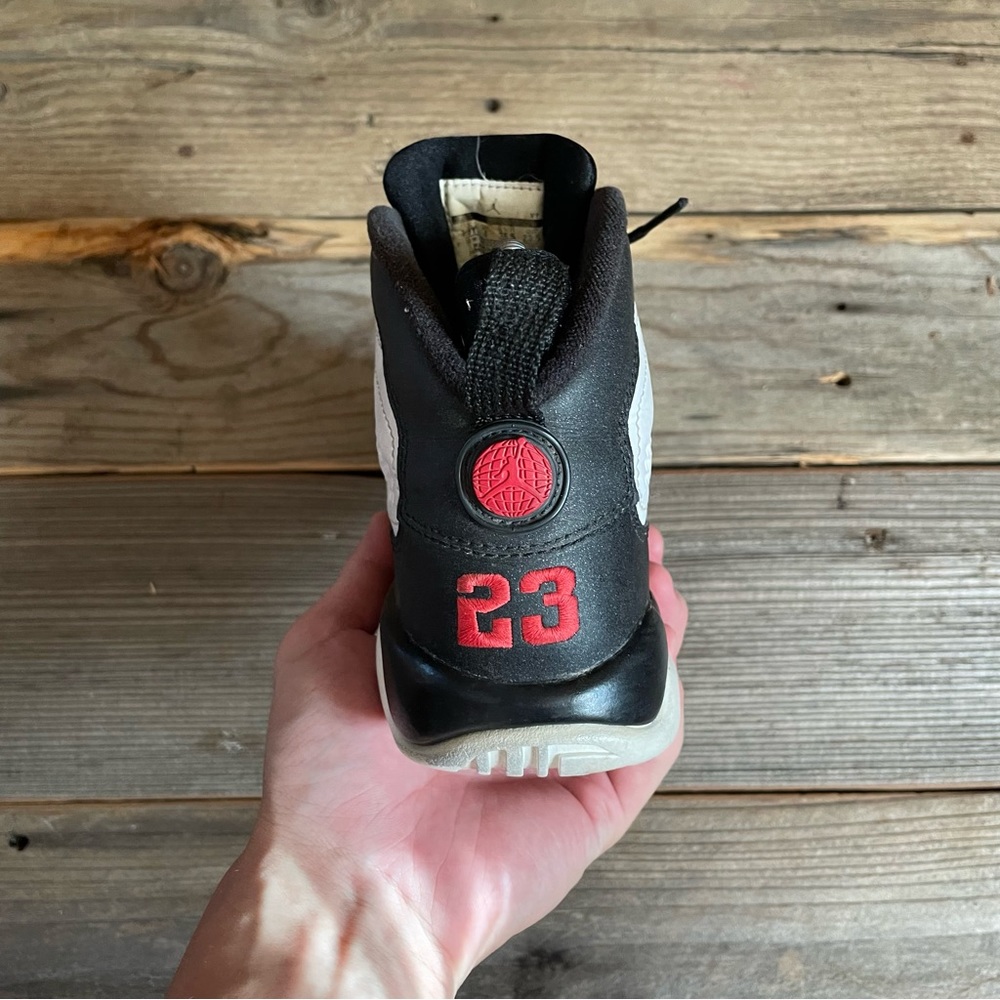 Women Size 6/Size 4.5 Youth 2016 Nike Air Jordan 9 Space Jam Basketball Sneakers - Picture 6 of 8